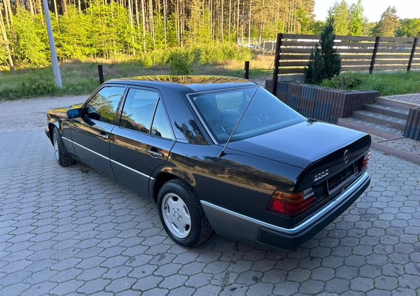 Mercedes-Benz W124 (1984-1993) cena 23900 przebieg: 244020, rok produkcji 1991 z Nowy Sącz małe 379